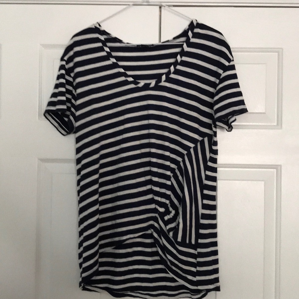 Halogen Size M Striped Short Sleeve Blouse.